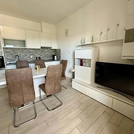 Apartment Zaja
