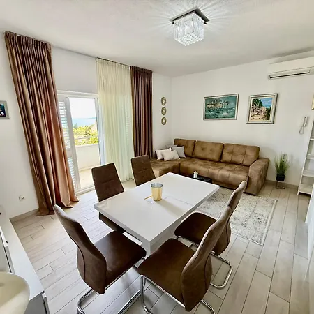 Zaja Apartman Seget Vranjica